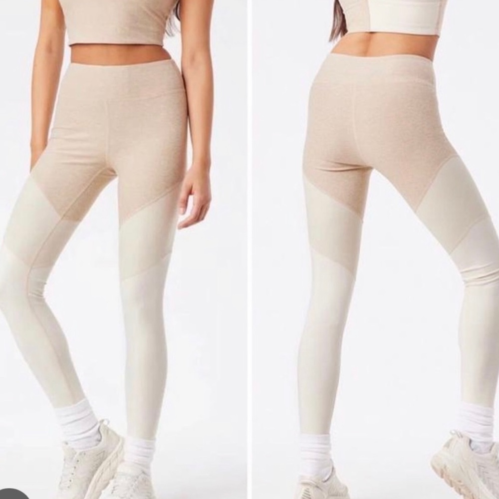 Outdoor Voices Compression Leggings and matching Sport Bra Size Small - Picture 2 of 8